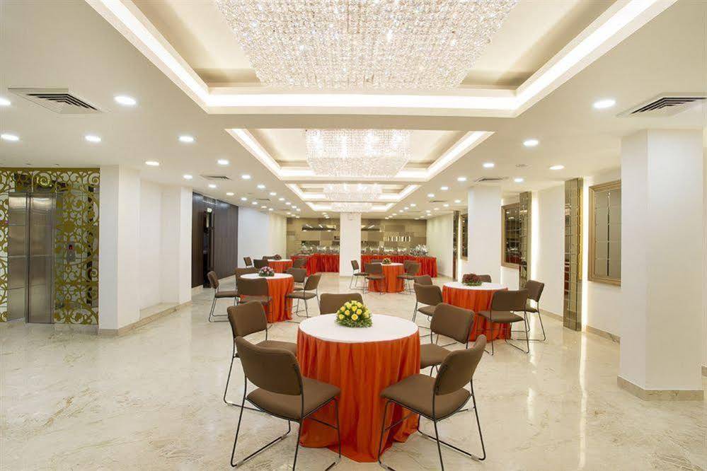 Jasmine Boutique Hotel Jasola Nueva Delhi Exterior foto